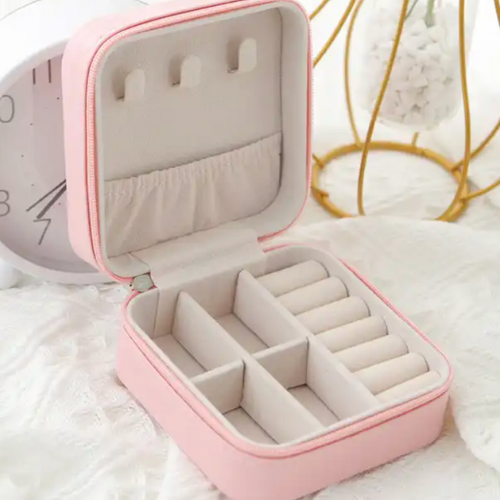 Pink_small_travel_zipped_jewellery_box