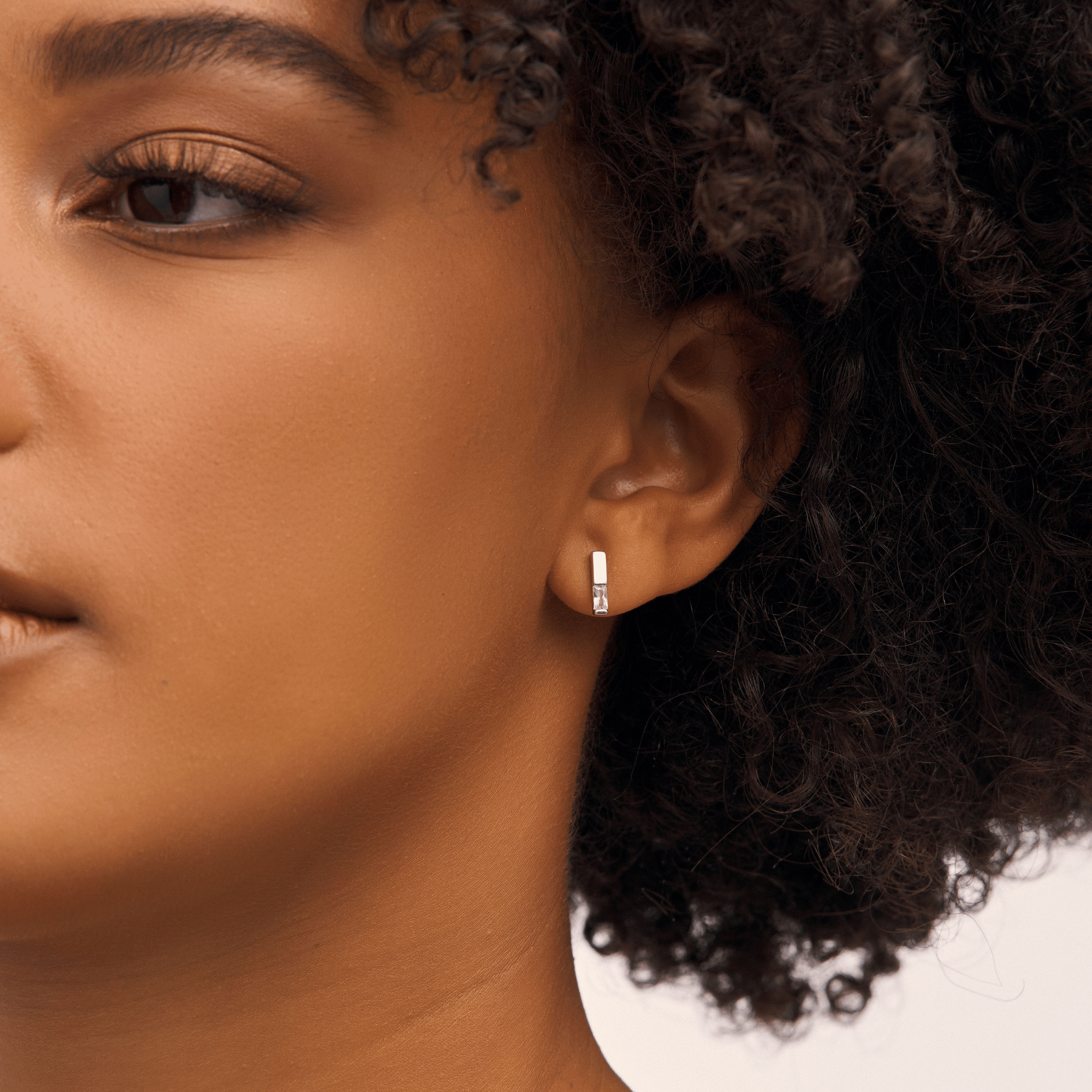 Essential Earrings Medium – D.Louise Jewellery